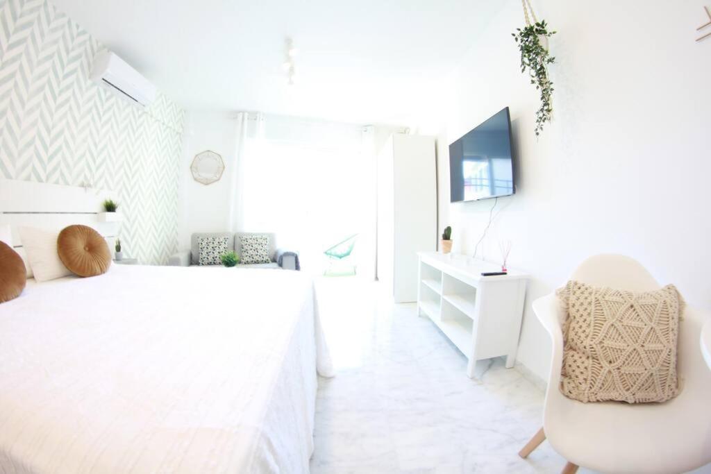 Torremolinos - New Central Studio Plata With Balcony Apartment ภายนอก รูปภาพ