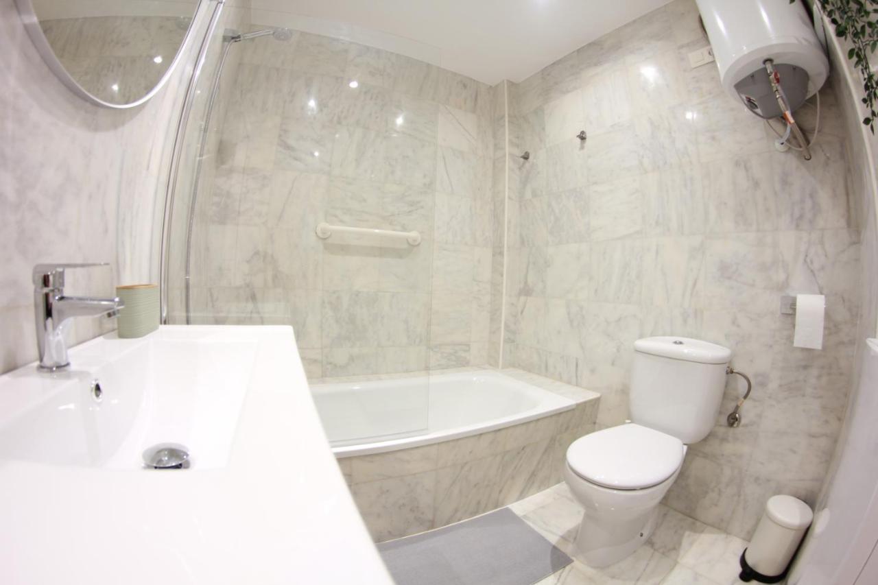 Torremolinos - New Central Studio Plata With Balcony Apartment ภายนอก รูปภาพ