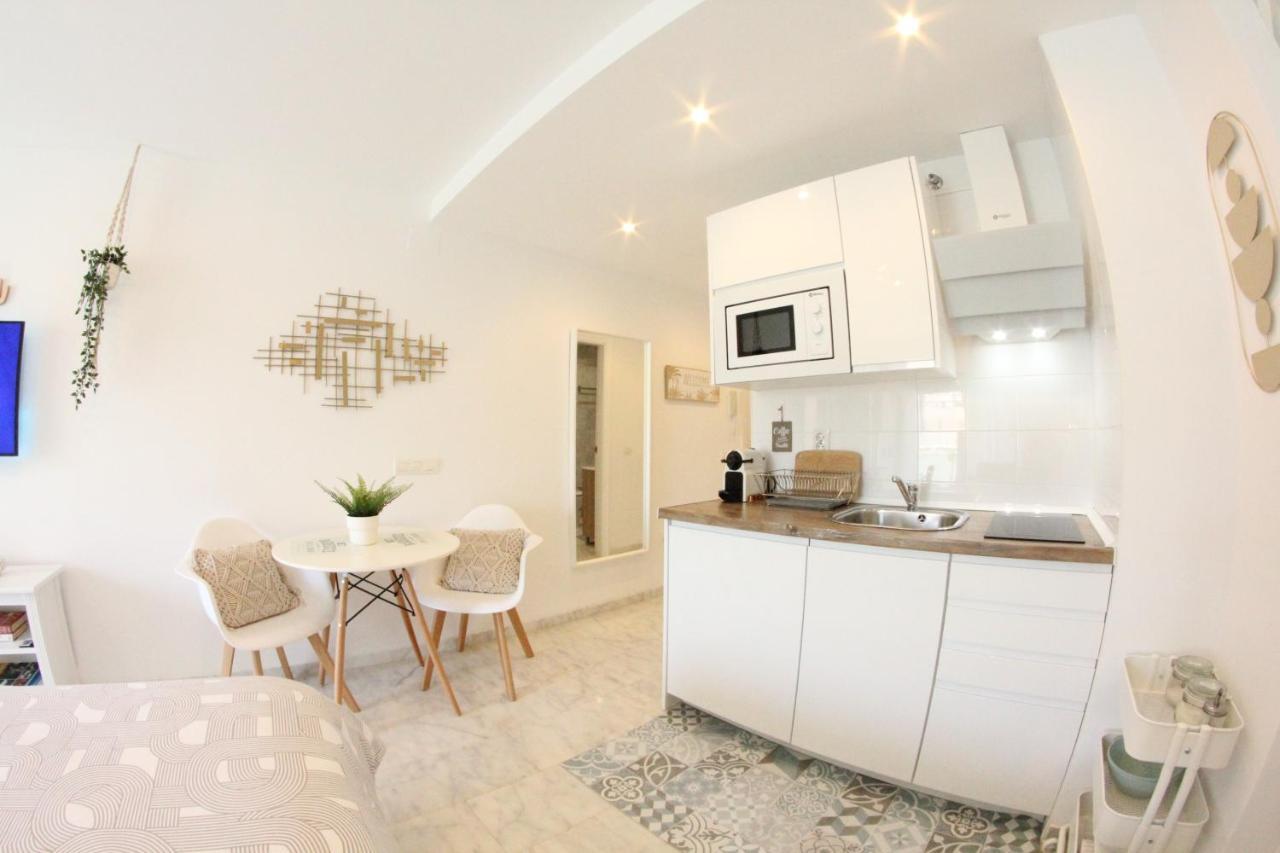 Torremolinos - New Central Studio Plata With Balcony Apartment ภายนอก รูปภาพ