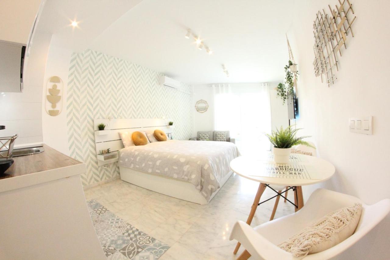 Torremolinos - New Central Studio Plata With Balcony Apartment ภายนอก รูปภาพ